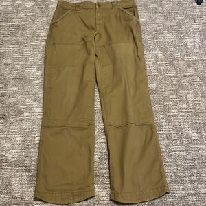 Sturdy men’s 36x34 work pants in excellent condition.
